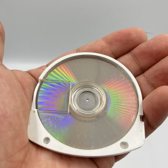 Grand Theft Auto: Vice City Stories (Sony PSP, 2006) - Picture 4 of 4